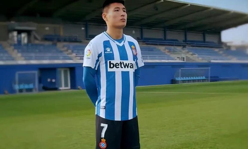 从全村希望到西甲舞台：武磊2019年首秀回顾