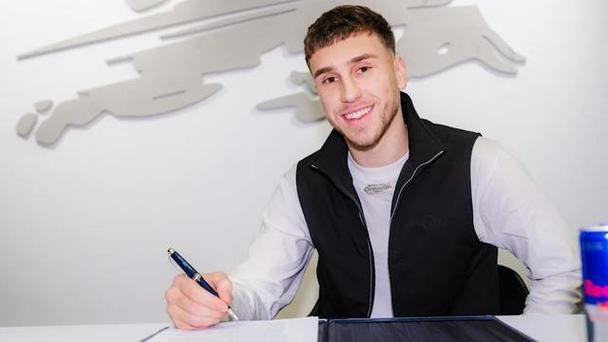 为加盟莱比锡，格鲁达铁腚驾车11小时跨越1052公里