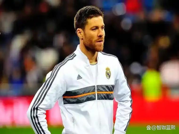 莫伦特斯坦言皇马仓促解雇阿隆索不明智