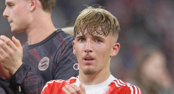 达尔皮亚兹从拜仁租借至AC米兰二队踢球