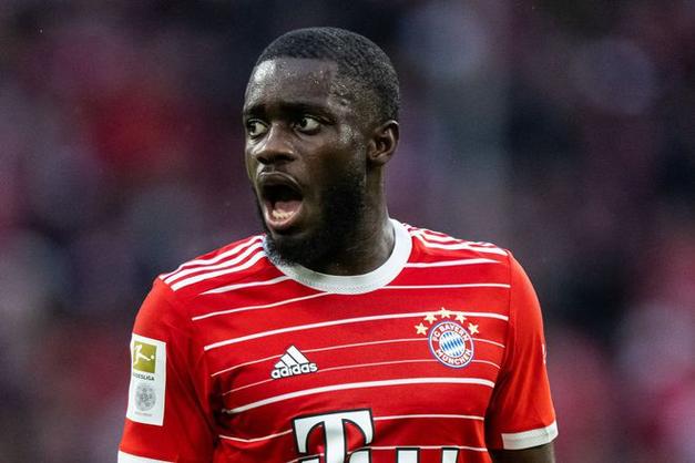 于帕梅卡诺续约至2030年，拜仁后防线获关键保障