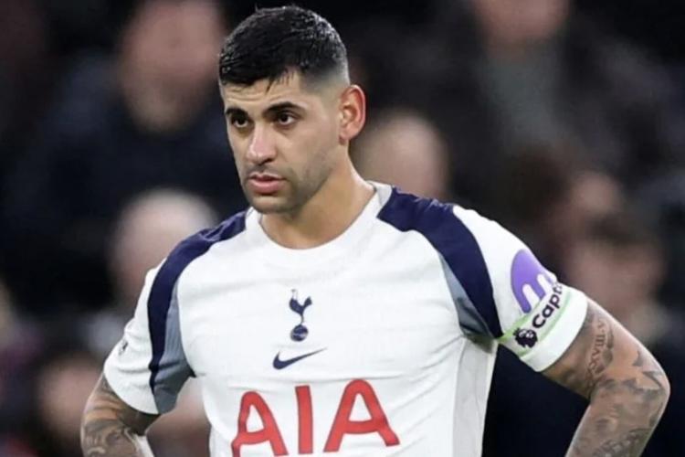 罗梅罗社媒痛批球队现状:仅11名球员可用,难以置信