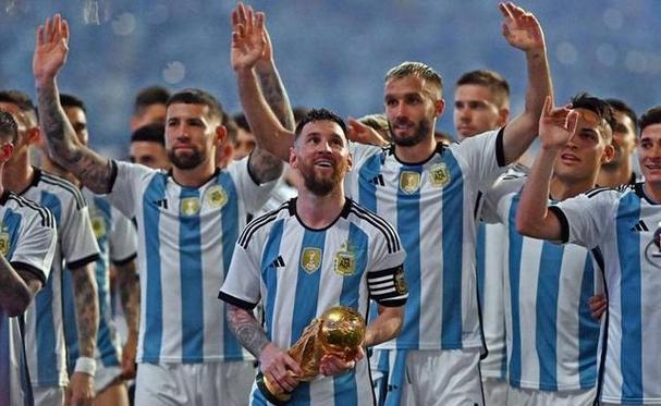 阿根廷世界杯备战启动，堪萨斯城约战阿尔及利亚队