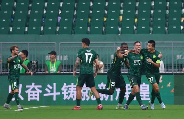 聚焦国安新援：00后孔特亮相，超级杯前积极补课引关注