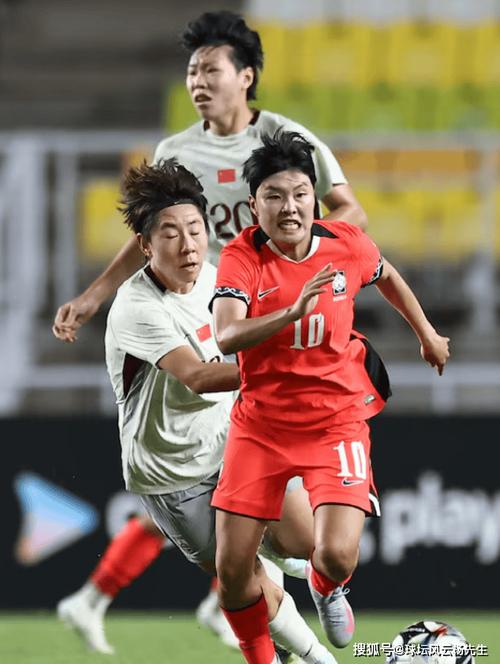 疑似枪声扰乱女足比赛，大型赛事安全风险引关注