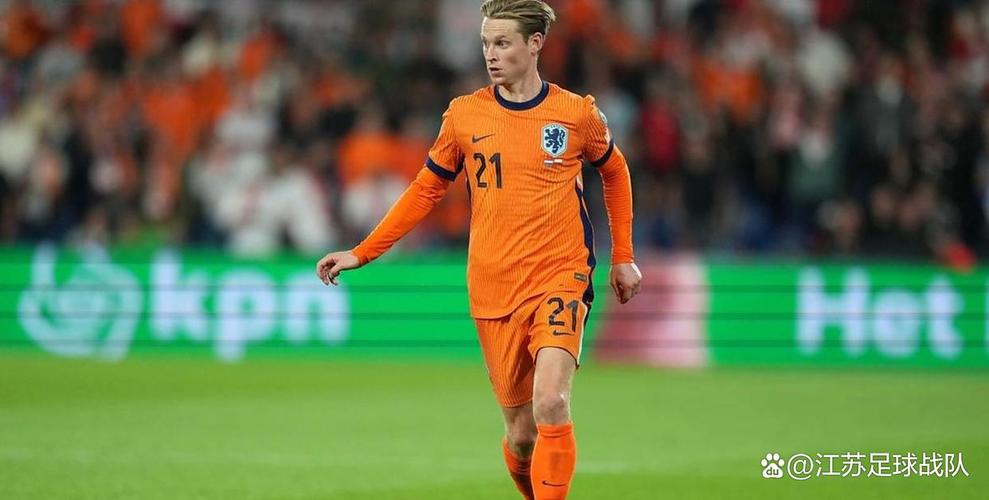 德容股二头肌撕裂细节公布预计缺阵一个月赛事