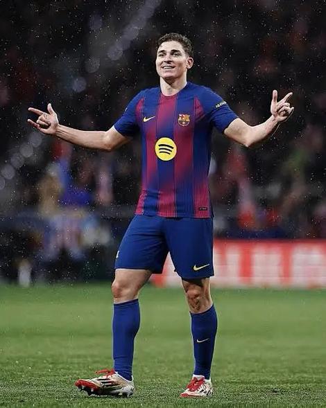 巴萨探询阿尔瓦雷斯转会 马竞2亿要价成最大障碍