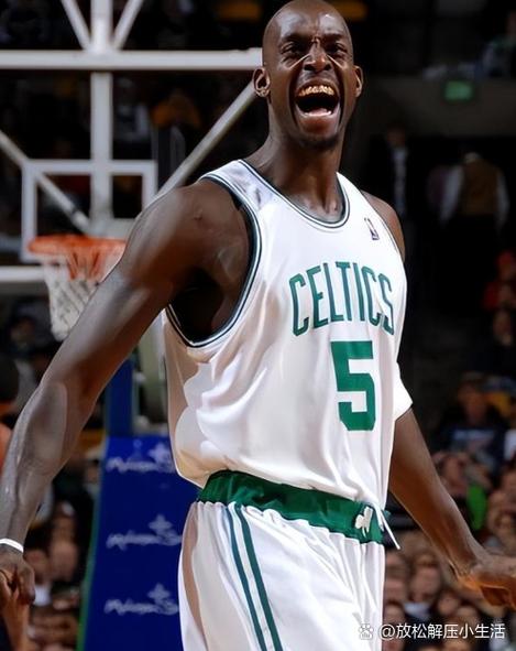 赫罗纳后卫布林德迎100场纪念，攻防两端贡献关键数据