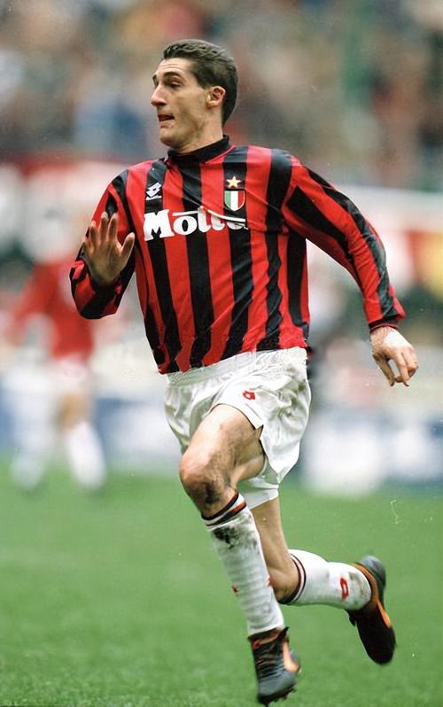 AC米兰赛事主裁公布:马萨担任执法官