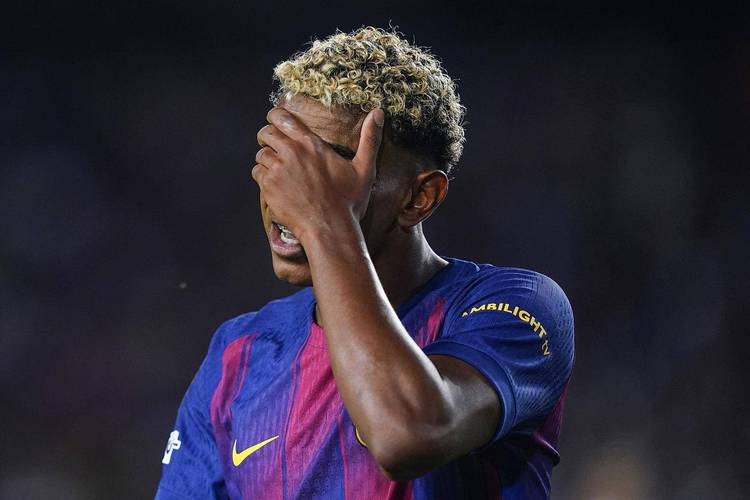 西媒马卡报曝姆巴佩长期带伤，膝伤与疲劳影响其表现