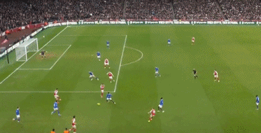 约克雷斯双响炮击溃对手，赛后社媒欢呼伦敦一片红！