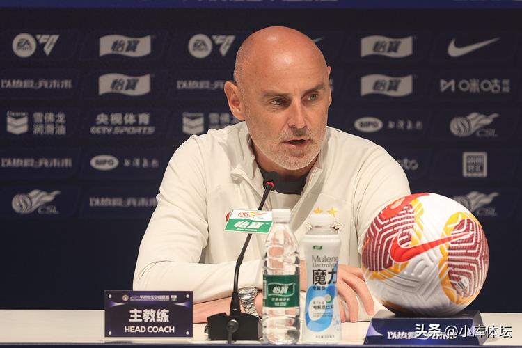 穆斯卡特称今日失利是苦药:强调全队需勇敢面对