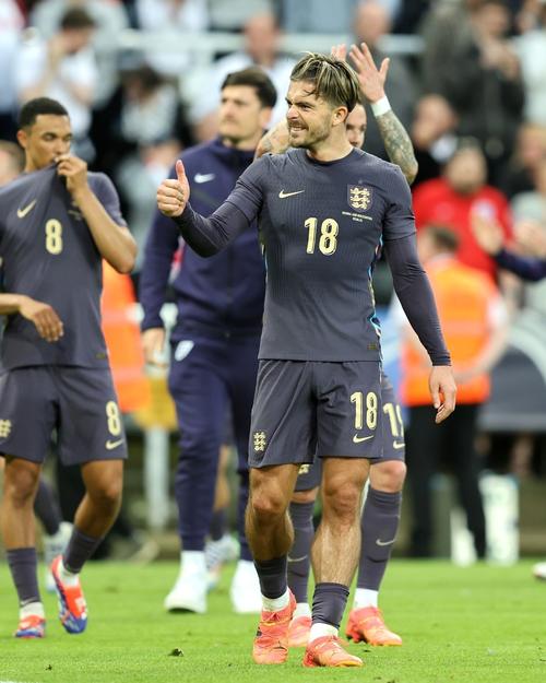 凯恩点射命中反超比分，斯坦尼西奇关键造点