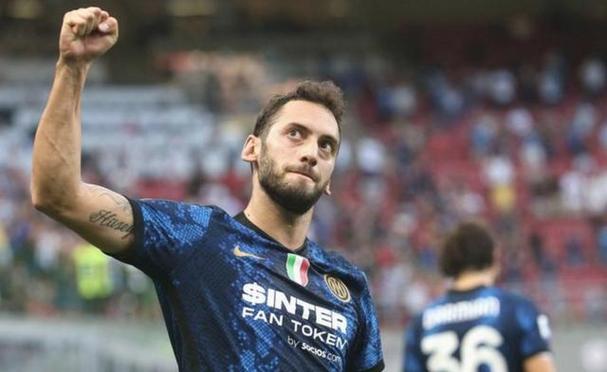 点球建功赋予动力,恰尔汗奥卢直言德比最大心愿是平安