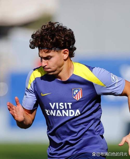 巴萨重磅引援：瞄准曼城球星阿尔瓦雷斯，转会费或破2亿
