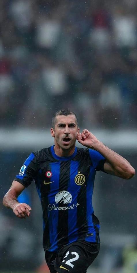 国米计划与姆希塔良续约一年，薪资降低并接受替补角色