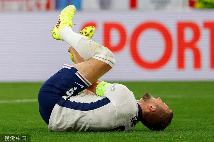 希恩赛后指出霍伊伦犯规,认为进球前裁判判罚有误