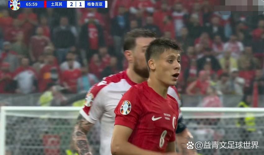 惊叹！戈麦斯小角度凌空抽射破门，这记世界波帅炸全场